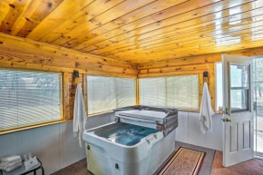 Mtn Gate Guest House with Private Hot Tub!